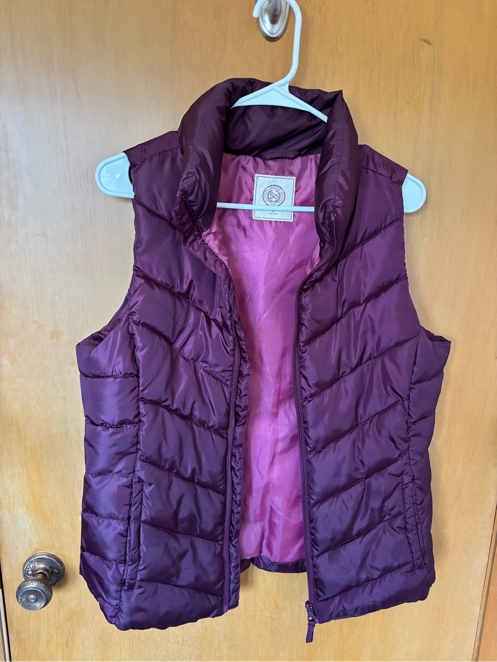 SO Quilted Puffer Vest in Plum with Pink Lining